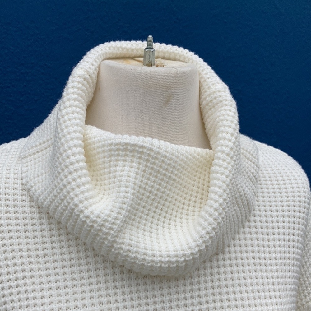 Splendid Waffle Cowl Neck Pullover Bell Sleeve - Picture 3 of 12